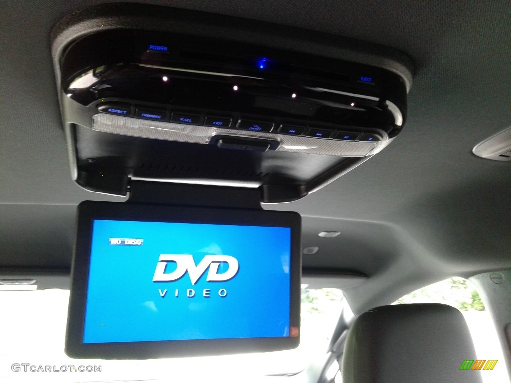 2020 Chrysler Pacifica Touring L Entertainment System Photo #138452024