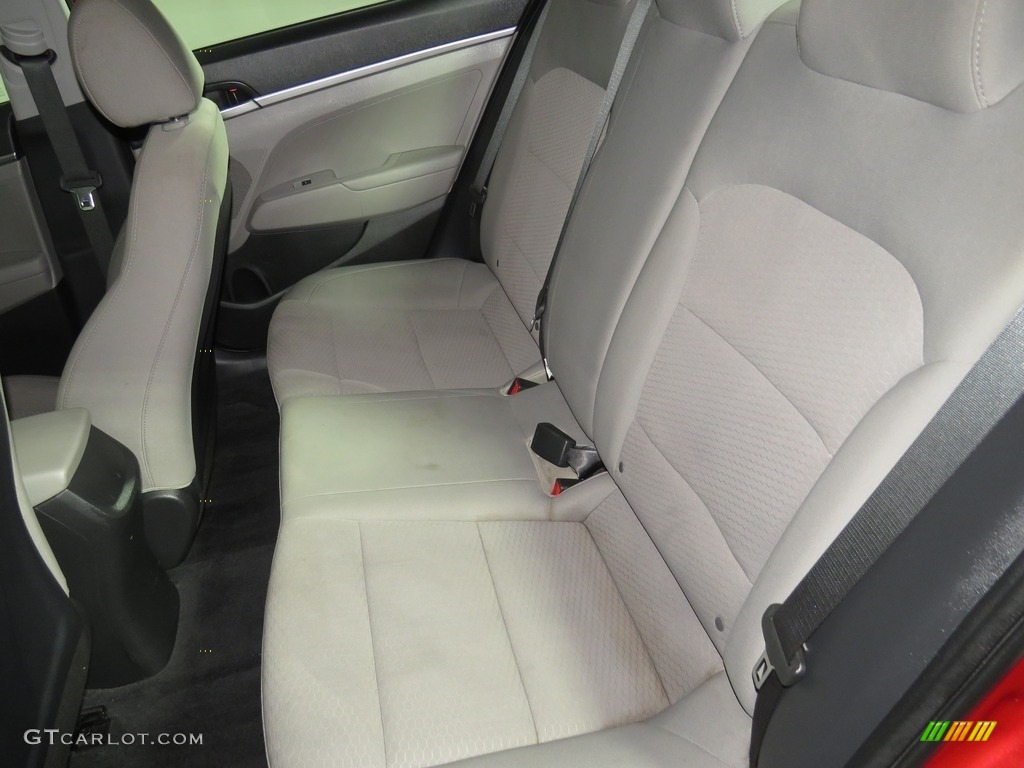 2019 Elantra SE - Scarlet Red / Gray photo #21