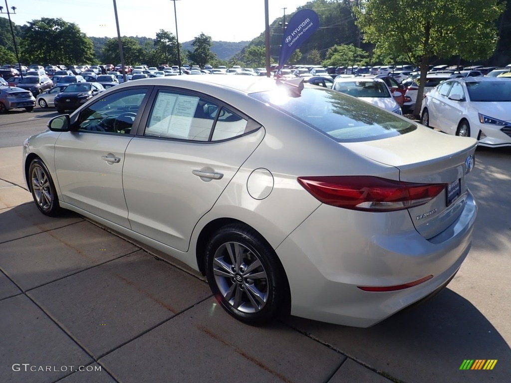 2018 Elantra SEL - Mineral Beige / Beige photo #4