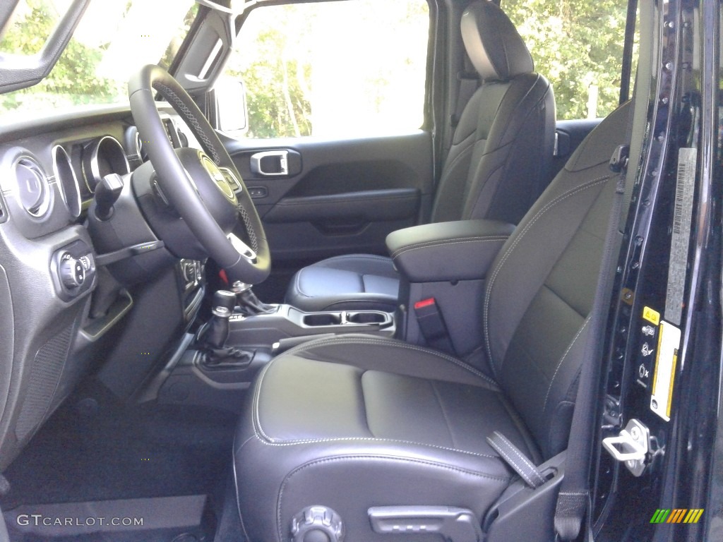 2020 Jeep Gladiator North Edition 4x4 Front Seat Photos