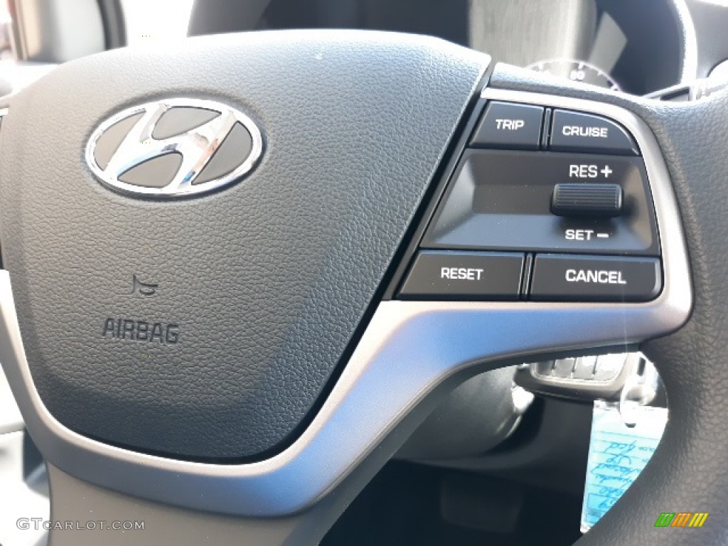 2020 Hyundai Accent SE Black Steering Wheel Photo #138454454