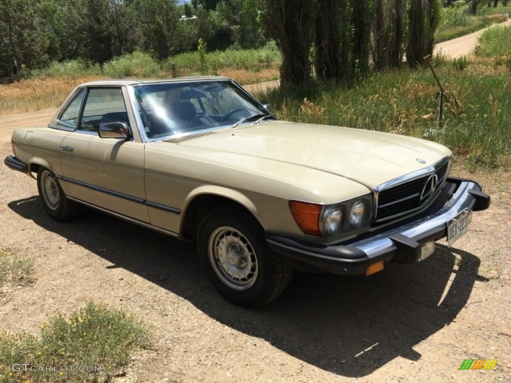 Light Ivory 1981 Mercedes-Benz SL Class 380 SL Roadster Exterior Photo #138455516