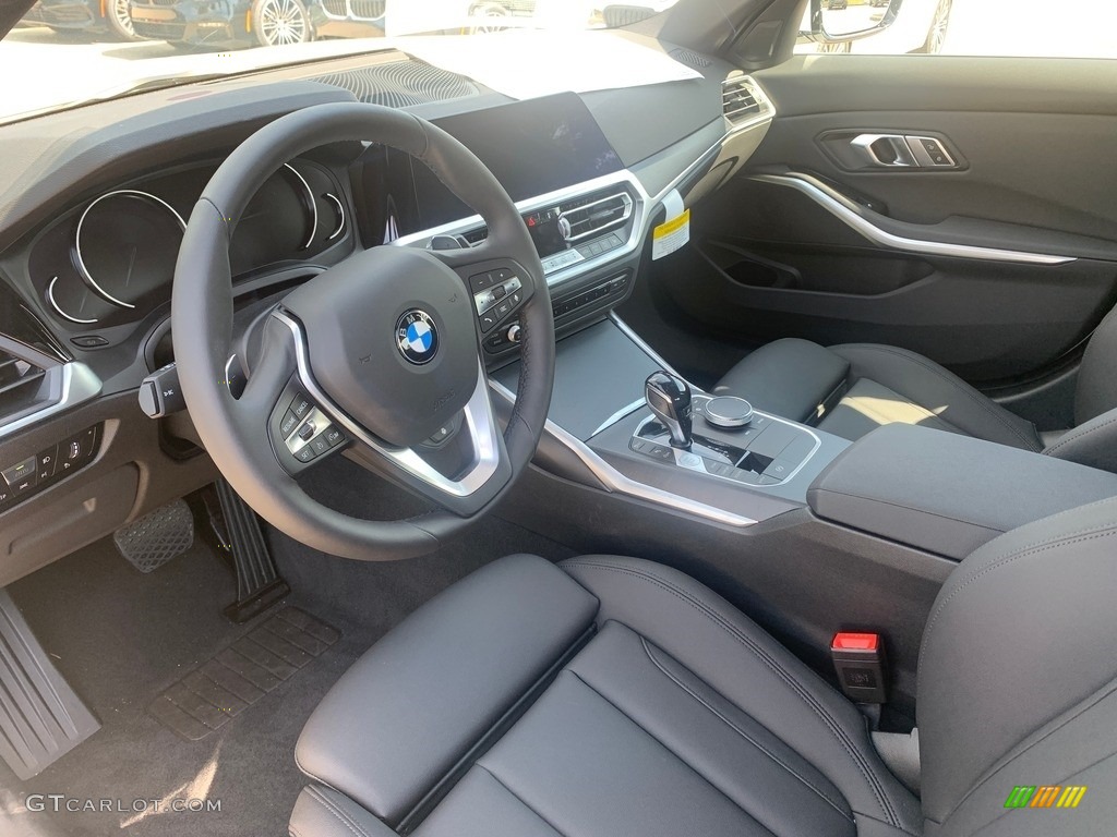 2020 3 Series 330i xDrive Sedan - Alpine White / Black photo #3