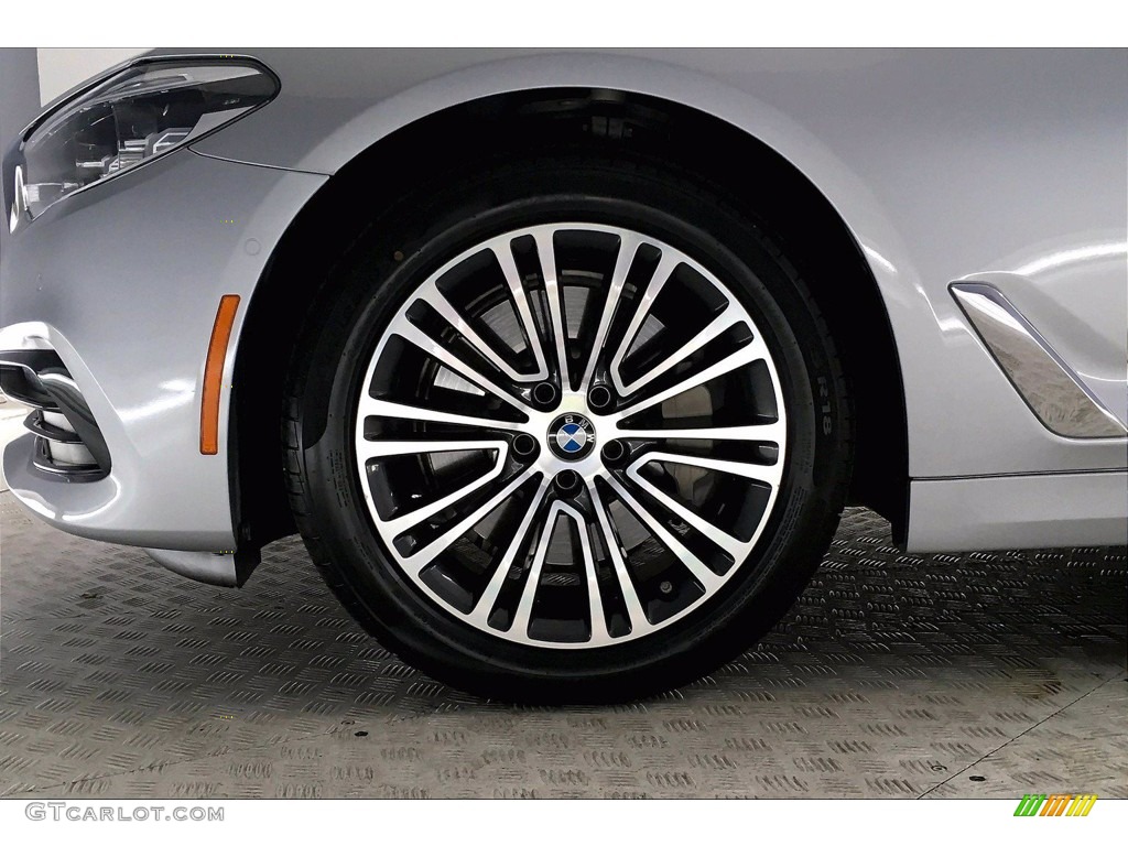 2017 5 Series 540i Sedan - Glacier Silver Metallic / Black photo #8