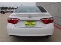 Super White - Camry SE Photo No. 7
