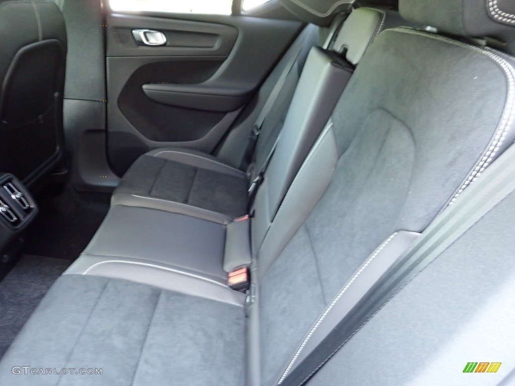 2020 Volvo XC40 T5 R-Design AWD Rear Seat Photos
