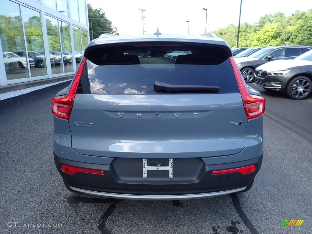 2020 XC40 T5 Momentum AWD - Thunder Grey Metallic / Blond/Charcoal photo #3