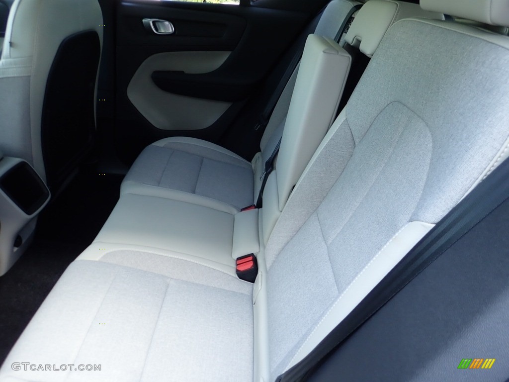 2020 XC40 T5 Momentum AWD - Thunder Grey Metallic / Blond/Charcoal photo #8