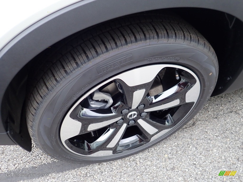 2020 XC40 T5 Momentum AWD - Ice White / Oxide Red/Charcoal photo #7