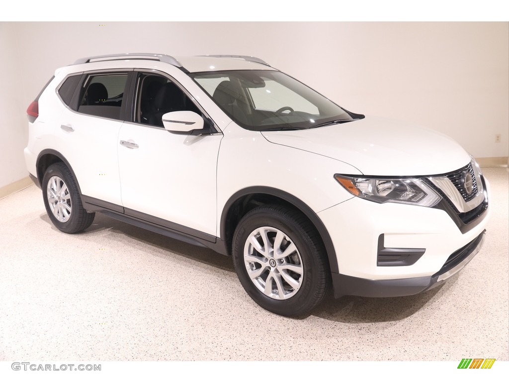 2019 Rogue SV AWD - Glacier White / Charcoal photo #1