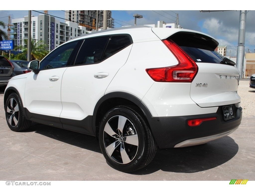 2019 XC40 T5 Momentum AWD - Ice White / Blond photo #7