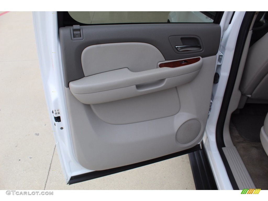 2014 GMC Yukon XL SLT Light Titanium Door Panel Photo #138475880
