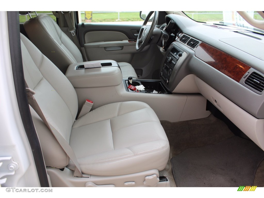 Light Titanium Interior 2014 GMC Yukon XL SLT Photo #138475973