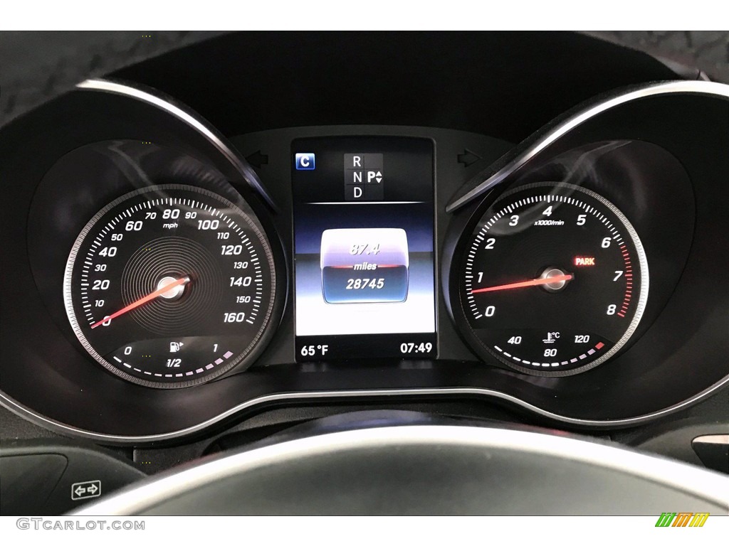 2017 Mercedes-Benz C 300 Sedan Gauges Photos
