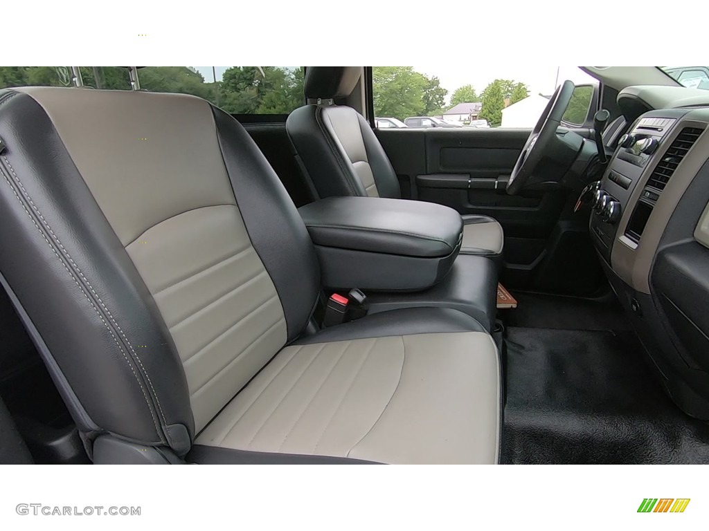 2012 Dodge Ram 1500 ST Regular Cab 4x4 Front Seat Photo #138478161