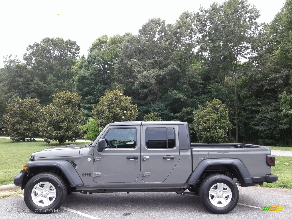 2020 Gladiator Sport 4x4 - Sting-Gray / Black photo #1