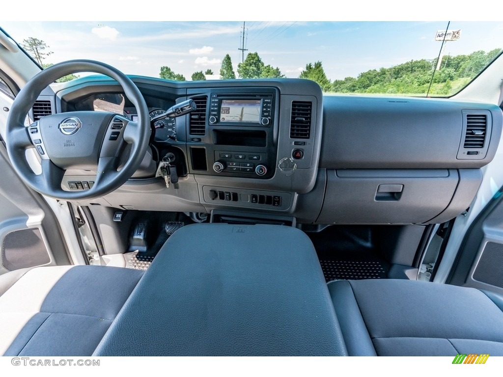 2016 Nissan NV 2500 HD SV Cargo Dashboard Photos