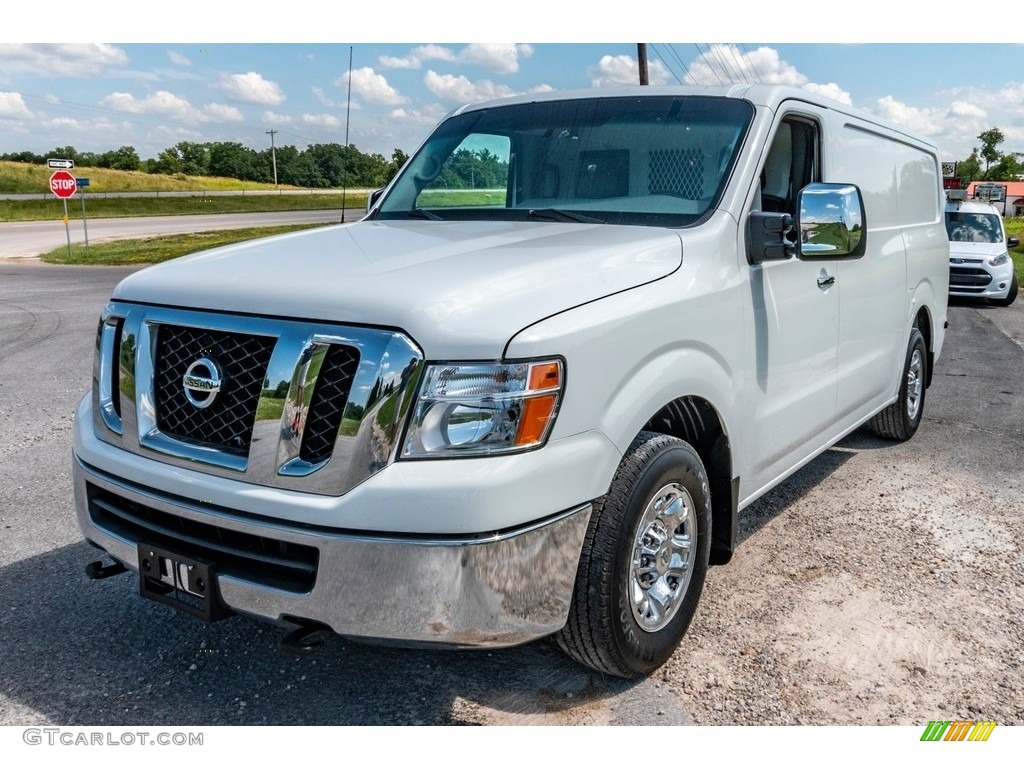 2016 Nissan NV 3500 HD SV Cargo Exterior Photos