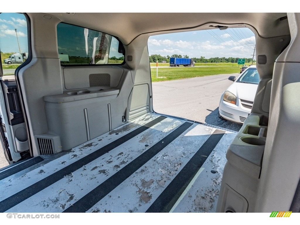 2013 C/V Tradesman - Stone White / Black/Light Graystone photo #22