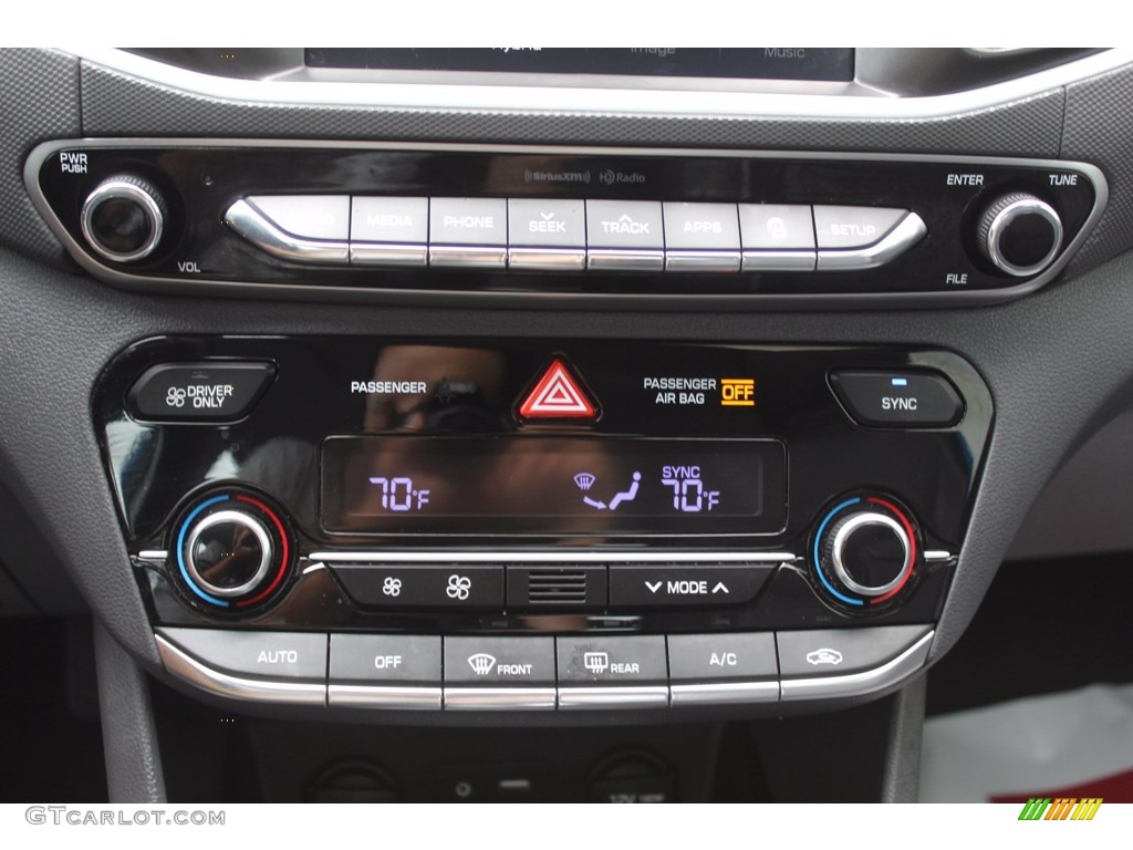 2017 Hyundai Ioniq Hybrid Limited Controls Photo #138482808