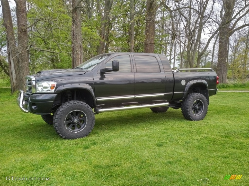 Brilliant Black Crystal Pearl Dodge Ram 3500