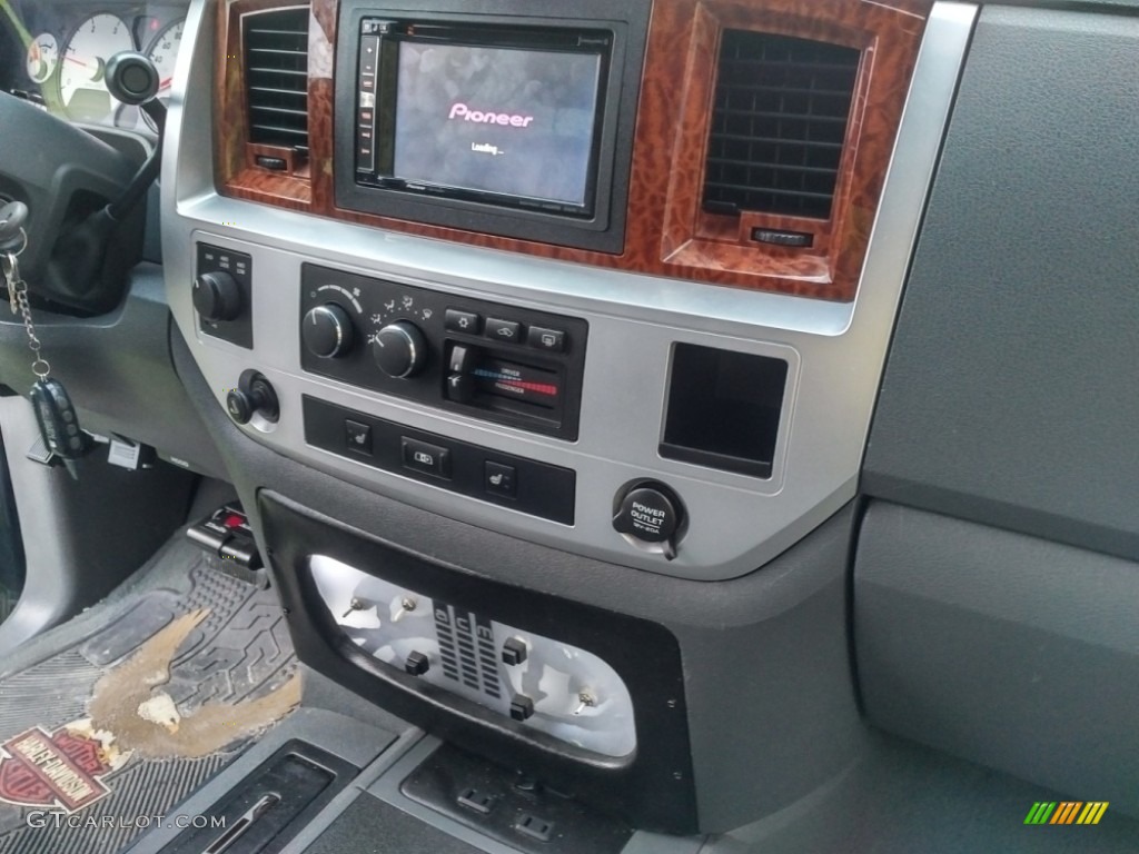 2007 Dodge Ram 3500 Laramie Mega Cab 4x4 Controls Photo #138490797