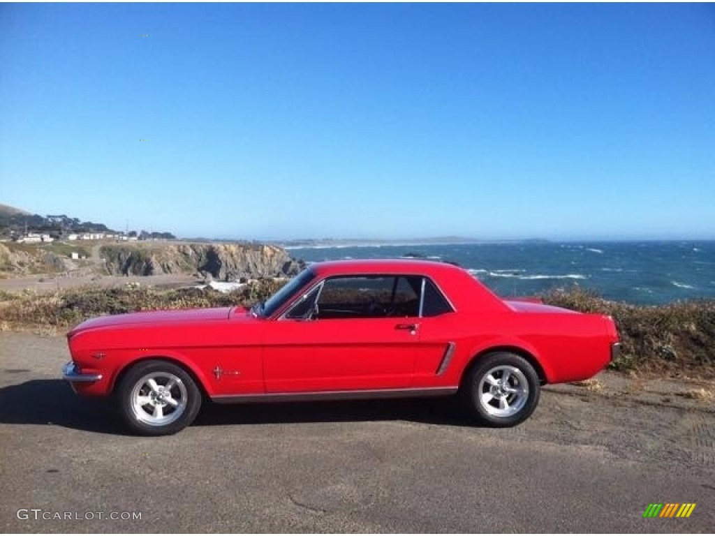 Red Ford Mustang