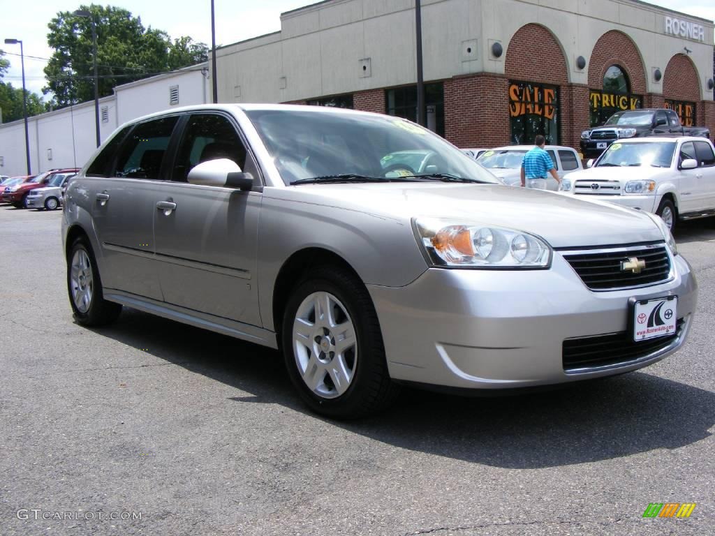 2006 Malibu Maxx LT Wagon - Silverstone Metallic / Ebony Black photo #2
