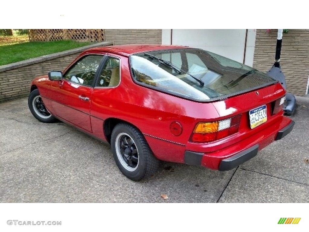 Malaga Red 1979 Porsche 924 Standard 924 Model Exterior Photo #138496725