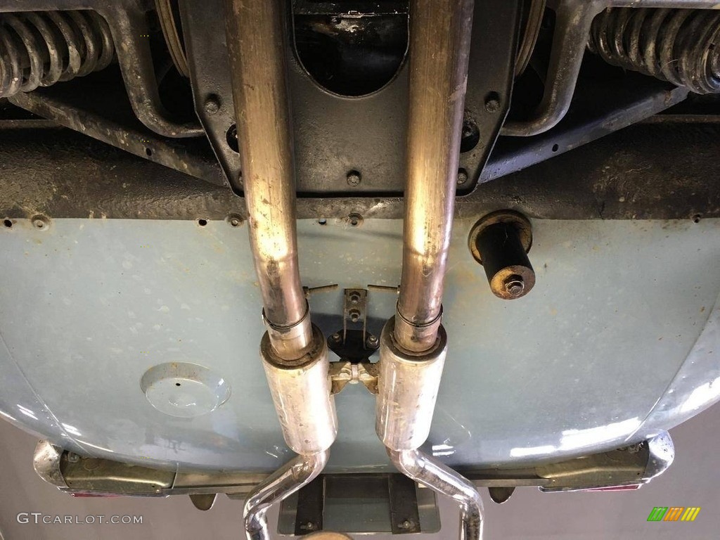 1970 Jaguar E-Type XKE 4.2 Roadster Undercarriage Photo #138497202