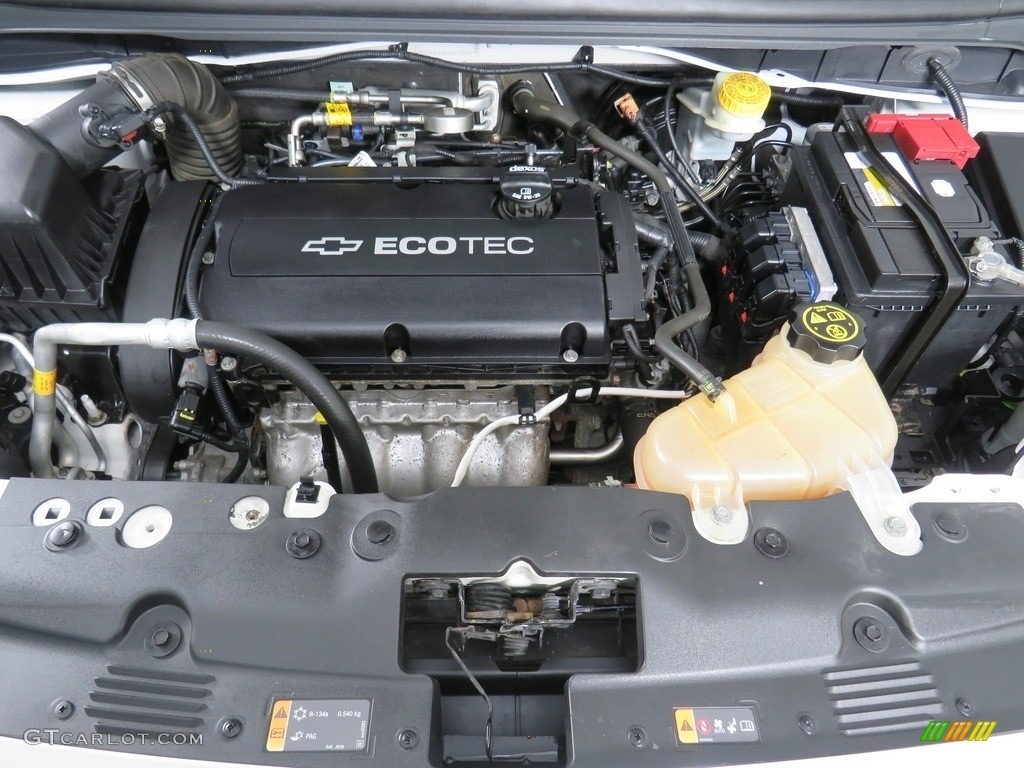 2015 Chevrolet Sonic LS Hatchback Engine Photos