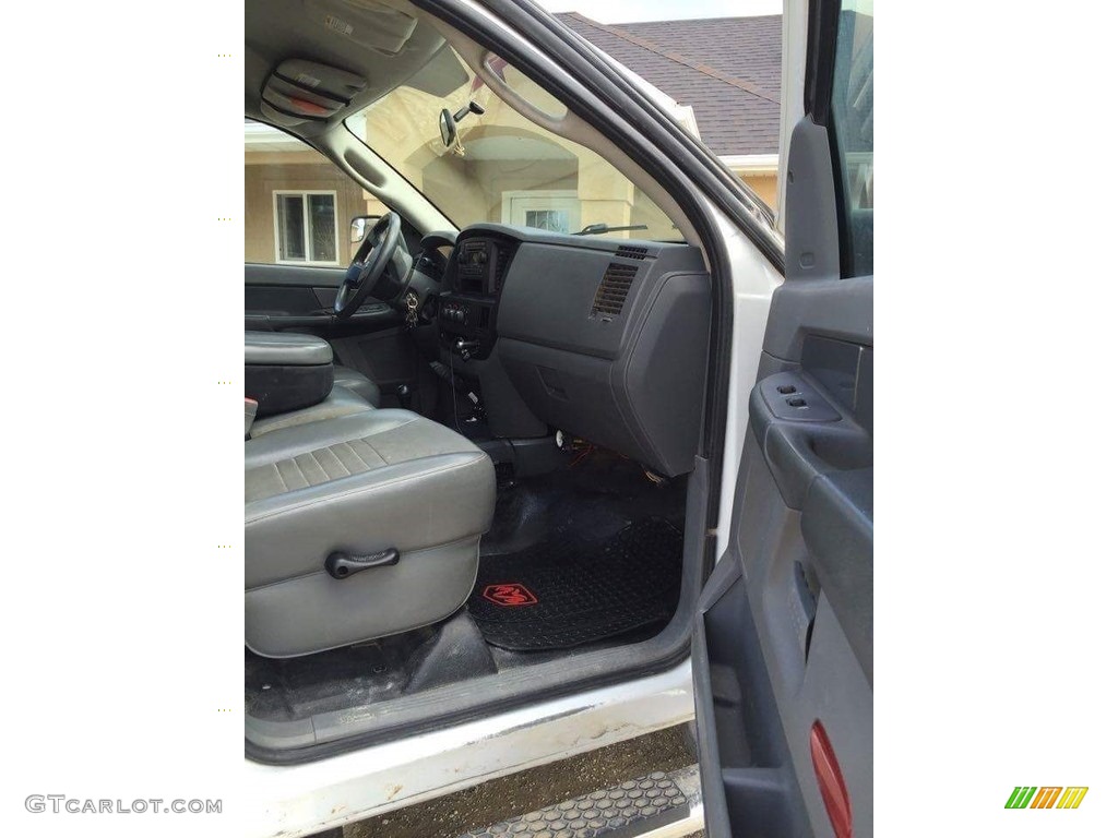 2007 Ram 3500 ST Quad Cab 4x4 - Bright White / Khaki photo #10