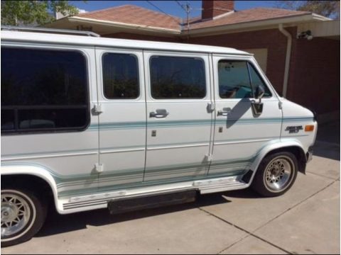 1992 Chevrolet Chevy Van G20 Sportvan Data, Info and Specs