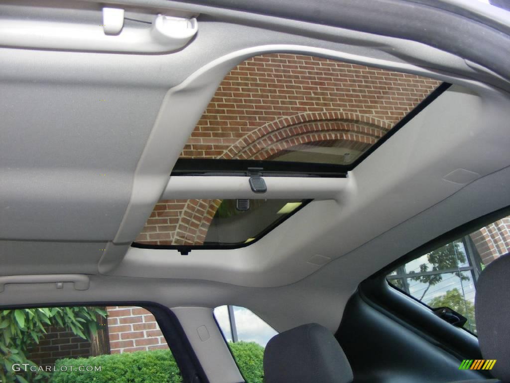 2006 Malibu Maxx LT Wagon - Silverstone Metallic / Ebony Black photo #17