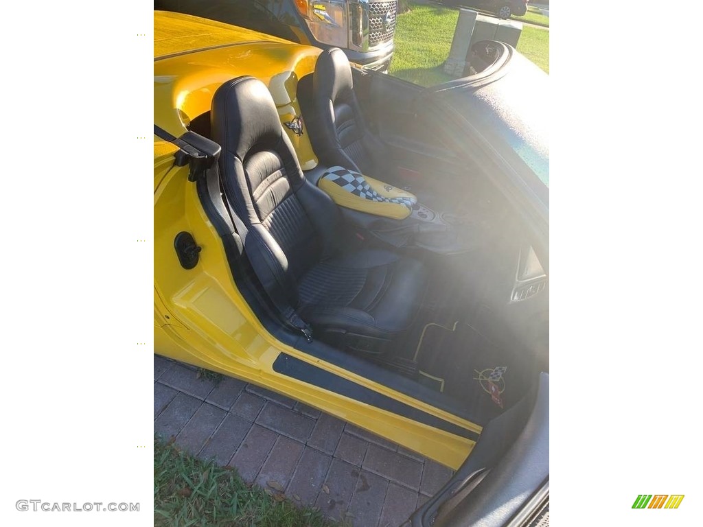 2000 Corvette Convertible - Millennium Yellow / Black photo #6