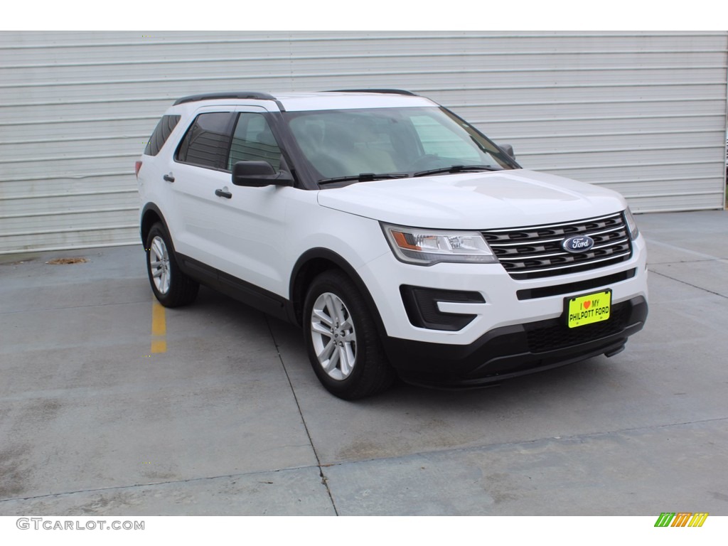 2017 Explorer FWD - Oxford White / Medium Light Camel photo #2