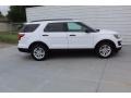 2017 Oxford White Ford Explorer FWD  photo #12