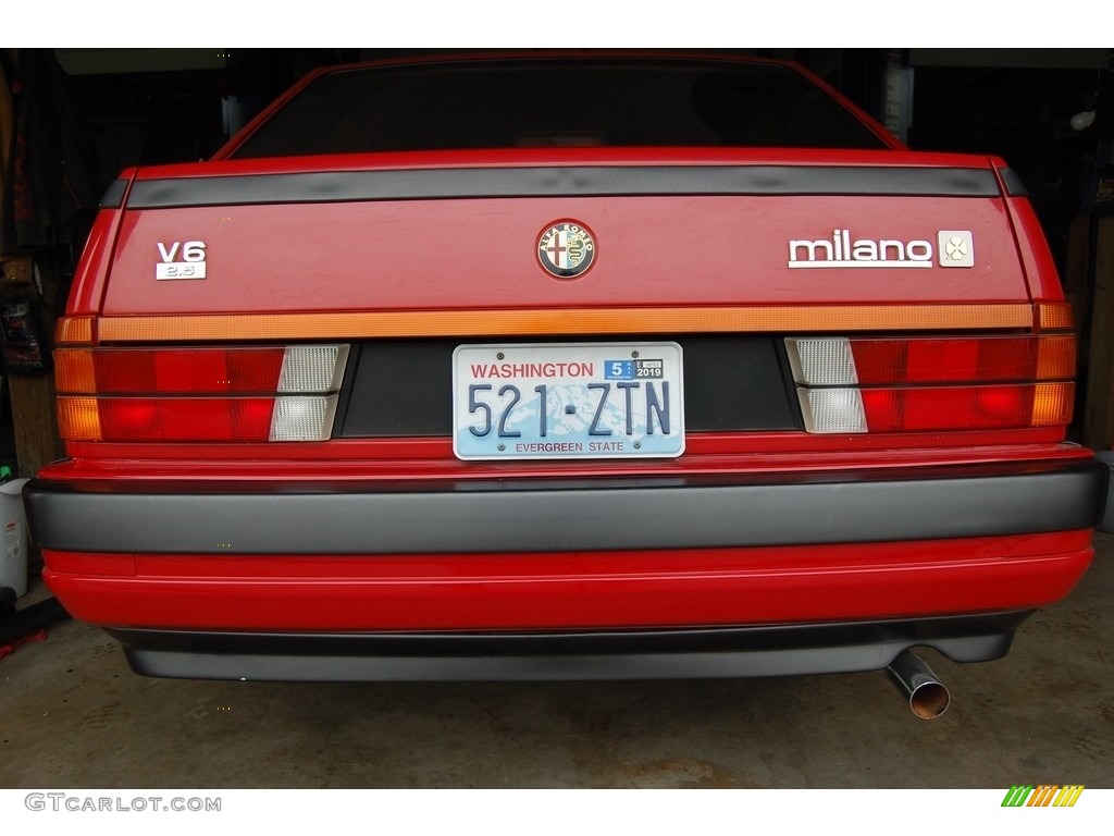 1987 Alfa Romeo Milano Gold Marks and Logos Photo #138506871