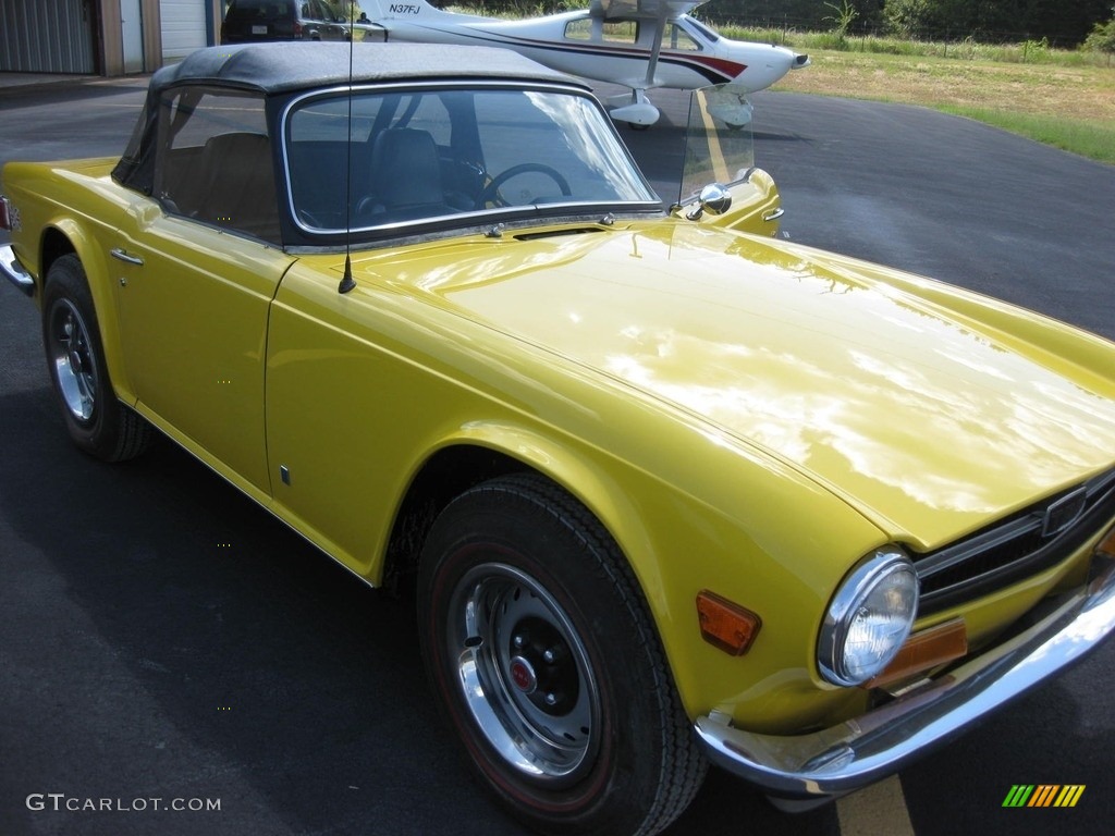 Yellow 1972 Triumph TR6 Standard TR6 Model Exterior Photo #138508509