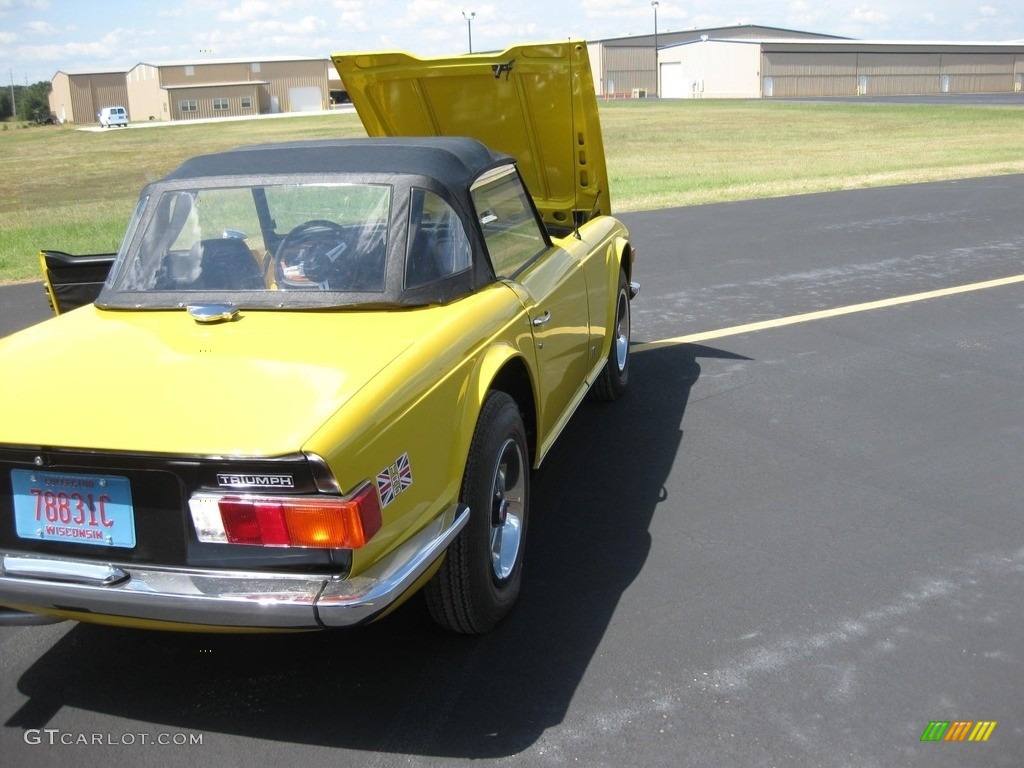 1972 TR6  - Yellow / Black photo #14