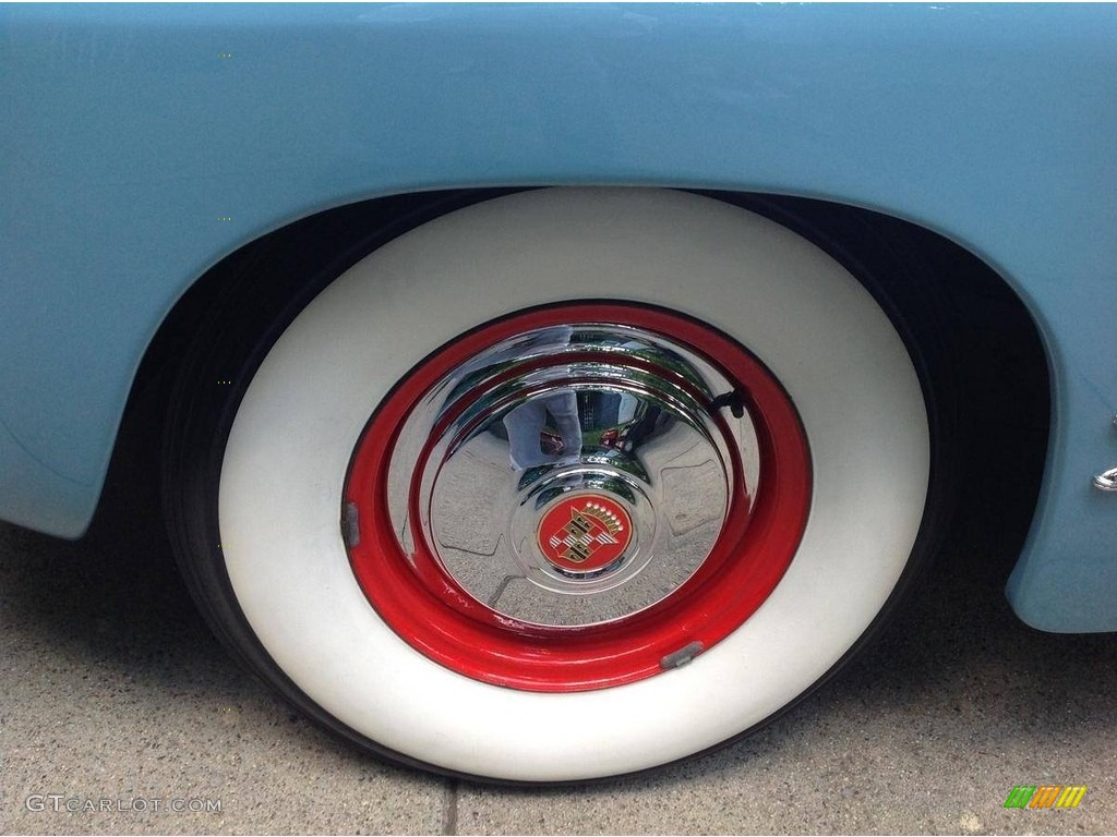 1941 Cadillac Series 62 Convertible Wheel Photos