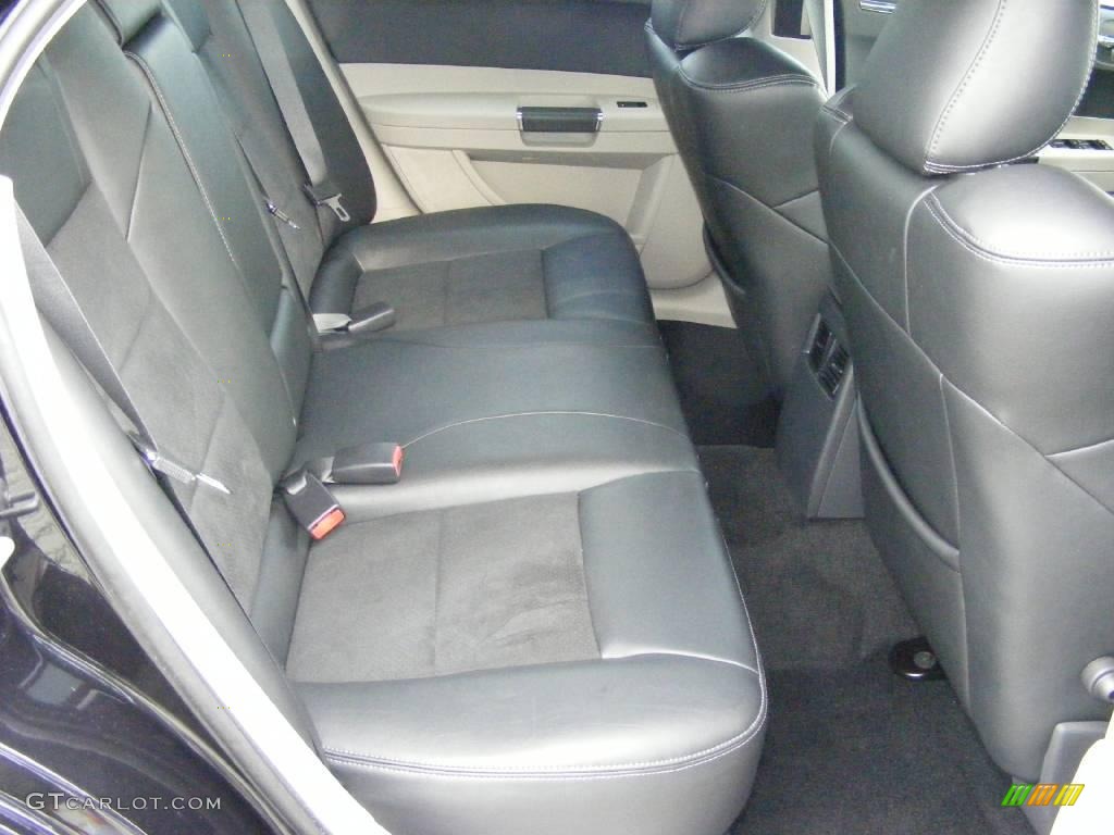 2007 300 C SRT Design - Brilliant Black / Dark Slate Gray/Light Graystone photo #17