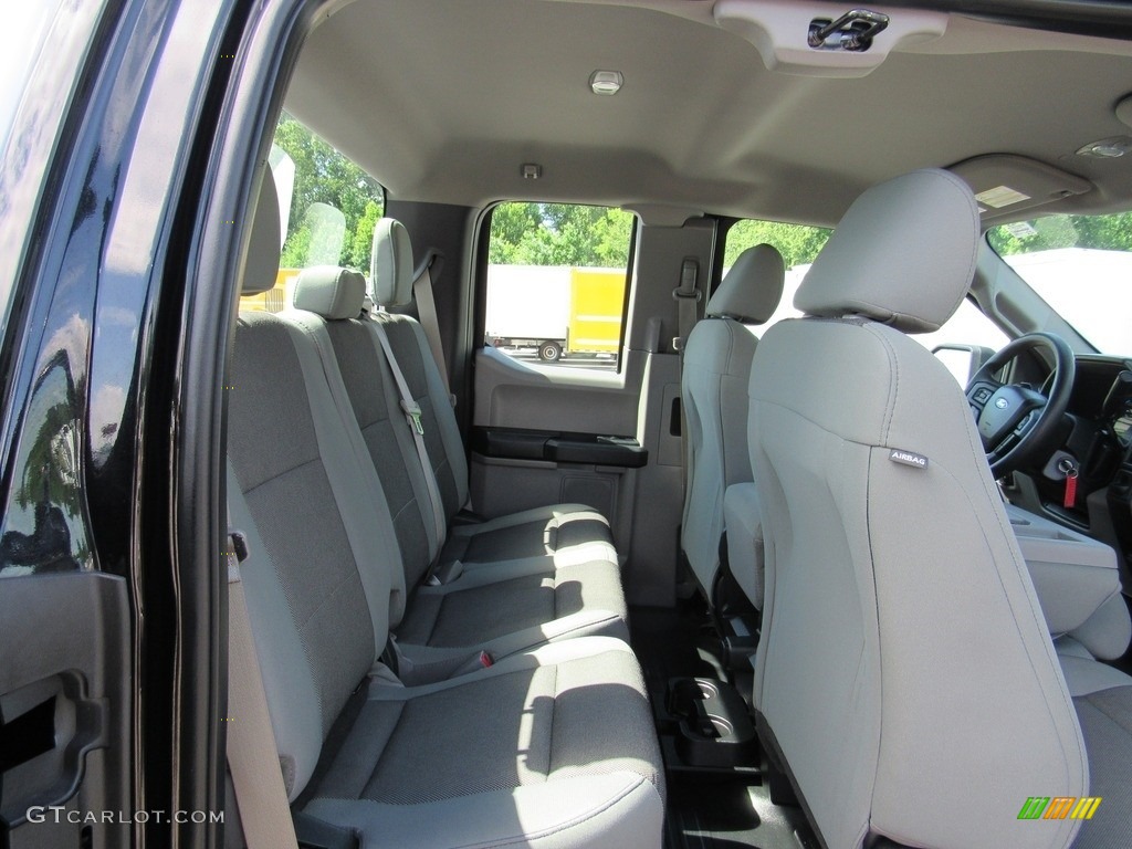 2016 F150 XL SuperCab - Shadow Black / Medium Earth Gray photo #27