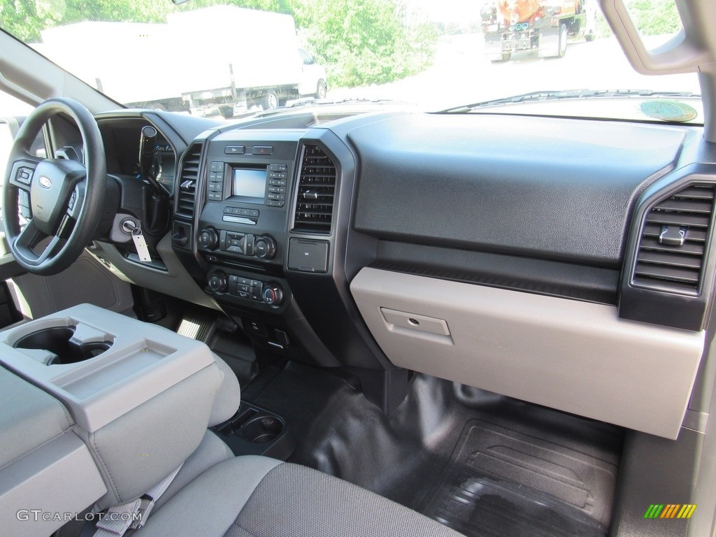 2016 F150 XL SuperCab - Shadow Black / Medium Earth Gray photo #28