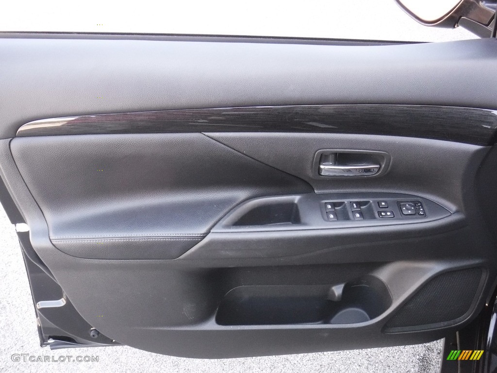 2017 Mitsubishi Outlander SEL S-AWC Black Door Panel Photo #138511794