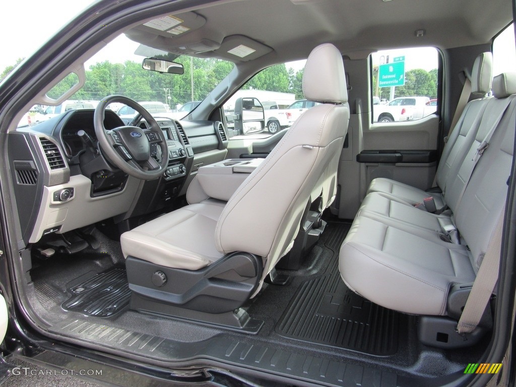 Medium Earth Gray Interior 2017 Ford F250 Super Duty XL SuperCab Photo #138514905