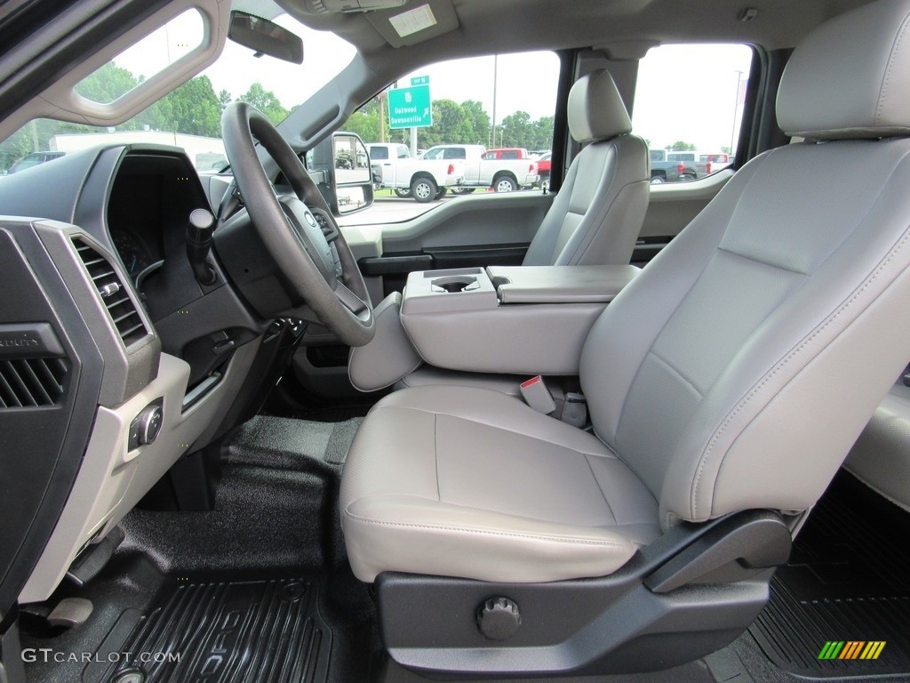 Medium Earth Gray Interior 2017 Ford F250 Super Duty XL SuperCab Photo #138514992