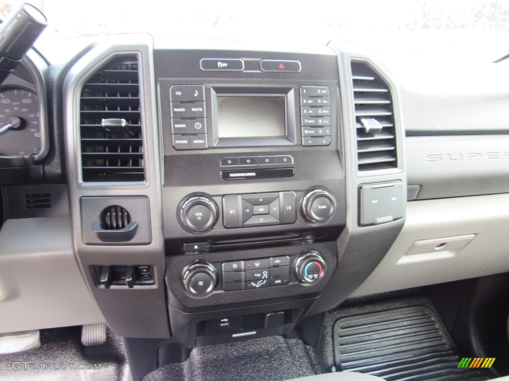 2017 Ford F250 Super Duty XL SuperCab Medium Earth Gray Dashboard Photo #138515271