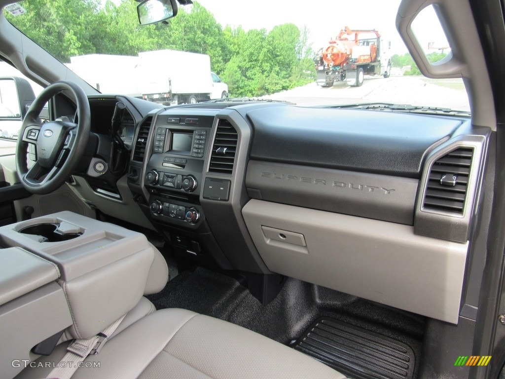 2017 Ford F250 Super Duty XL SuperCab Medium Earth Gray Dashboard Photo #138515406