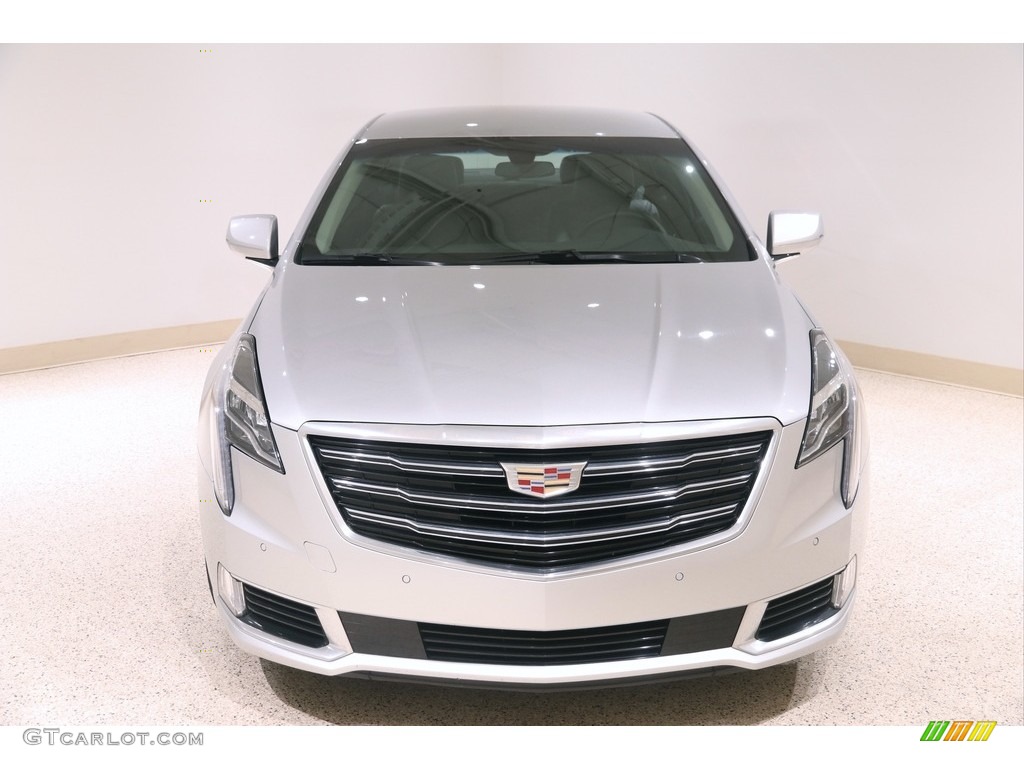 2019 XTS Luxury - Radiant Silver Metallic / Jet Black photo #2